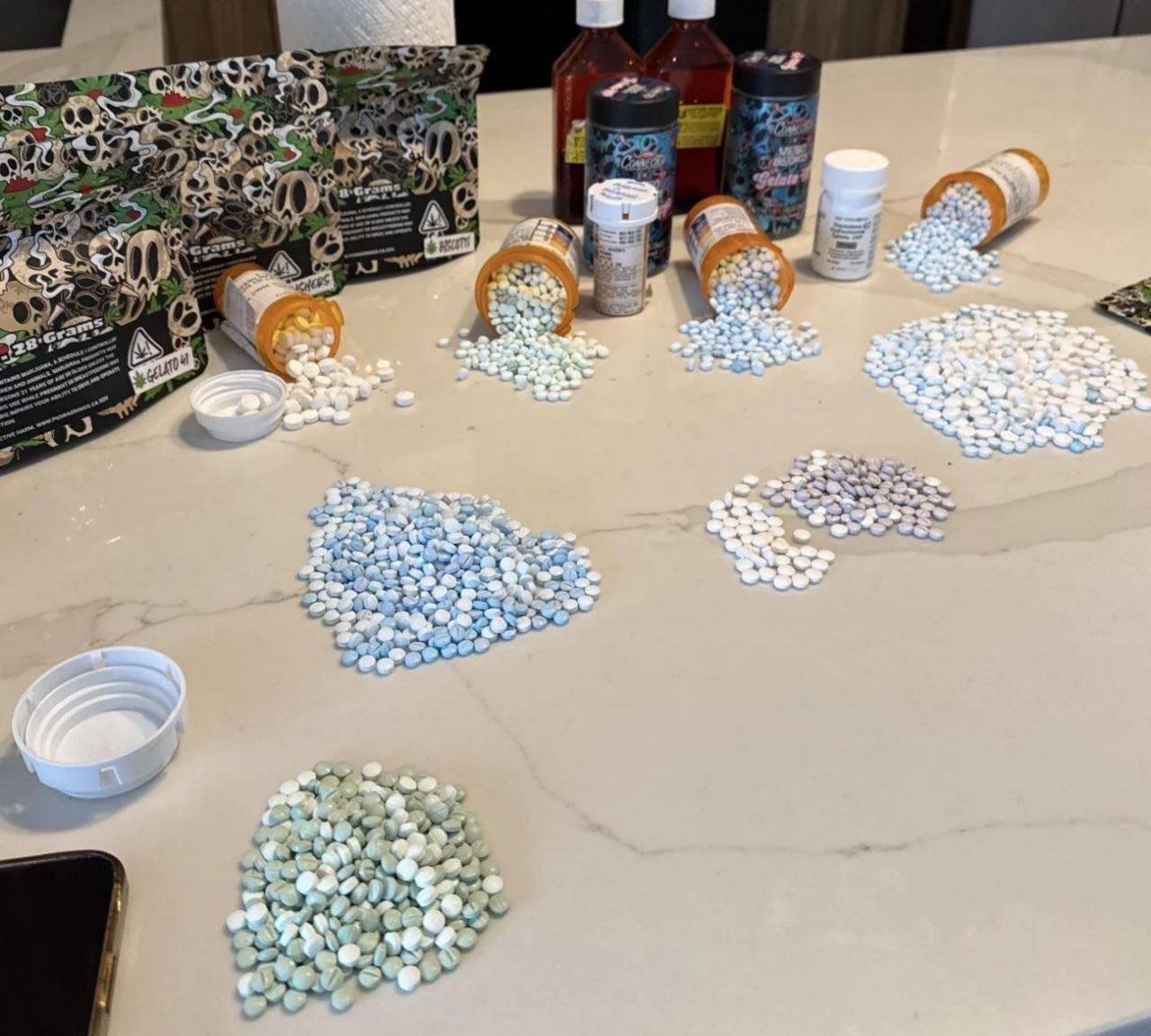 White Round Pill RP 30 – 2025 Guide to Oxycodone Tablets, Perc 30 Pills, and Safety